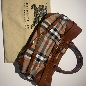 Burberry Prorsum “house check” tote (Authentic with serial number)